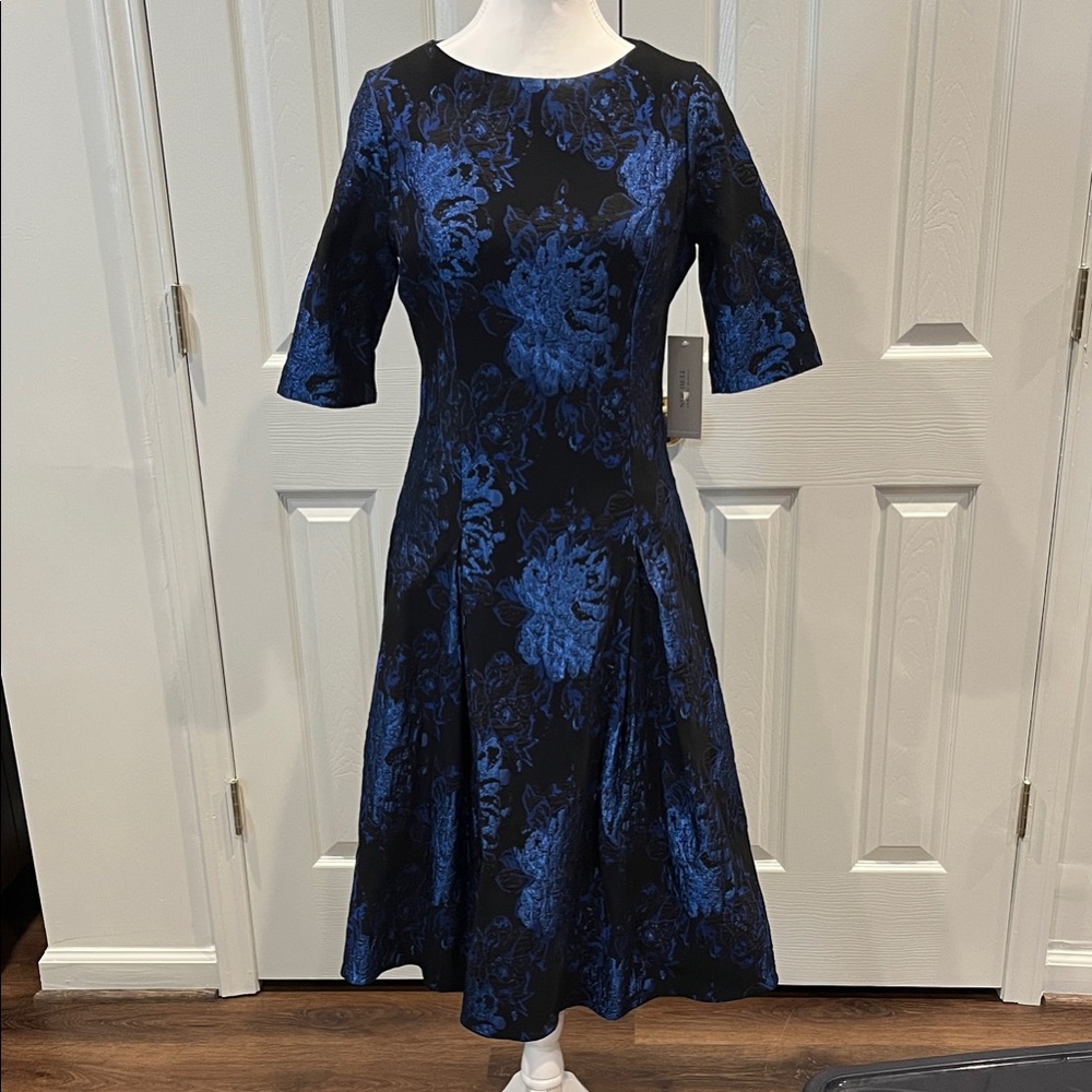 Rickie Freeman for Teri Jon Elegant Black Dress with Blue Metallic FloralPattern